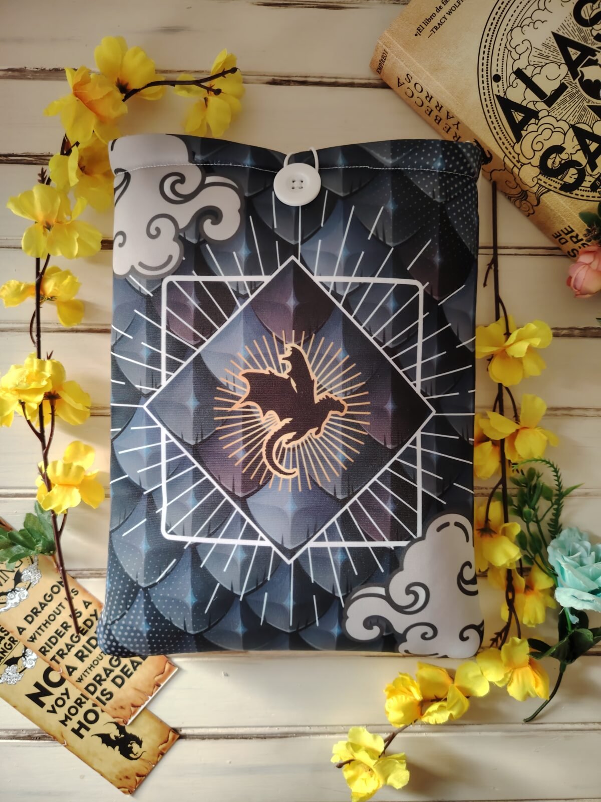Fundas para libro - Inspiradas en Alas de sangre